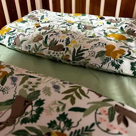 Bed 100s *